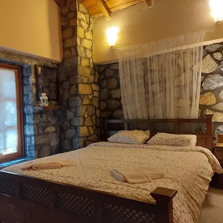 Stone House Vytina