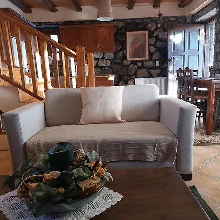 度假居 Stone House *