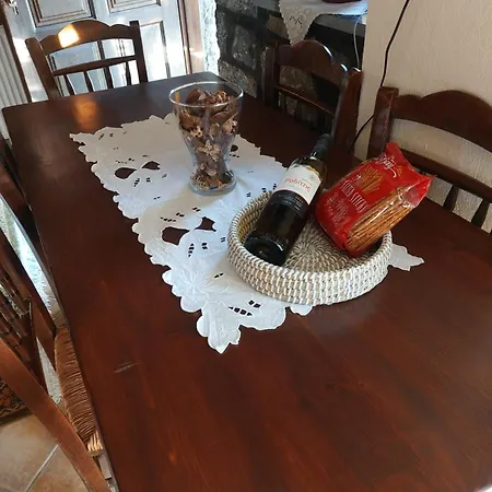 Stone House 度假居 *