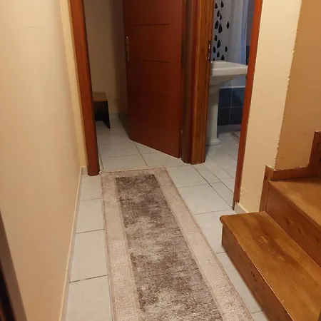 Stone House 度假居 维蒂纳